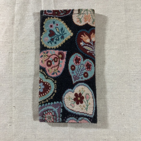 Tapestry Cottage billfold wallet - Picture 3 of 3